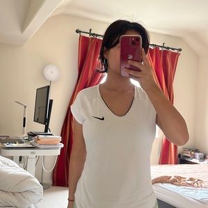 Dry Fit White Nike Tee